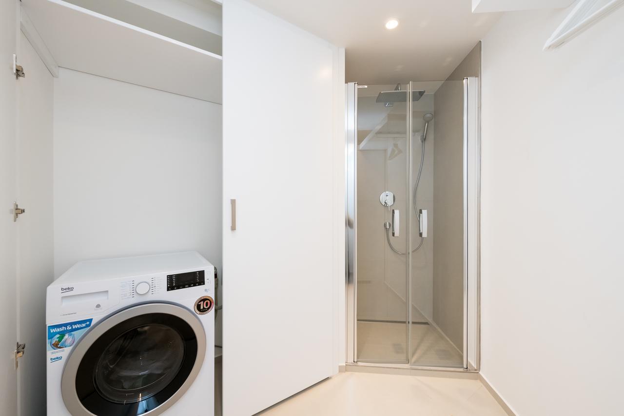 Love To Live Apartments Praha Bagian luar foto